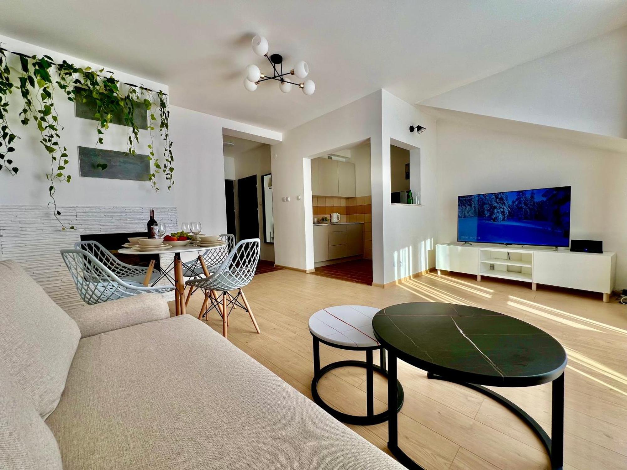Apartament Wisteria Пшемишъл Екстериор снимка
