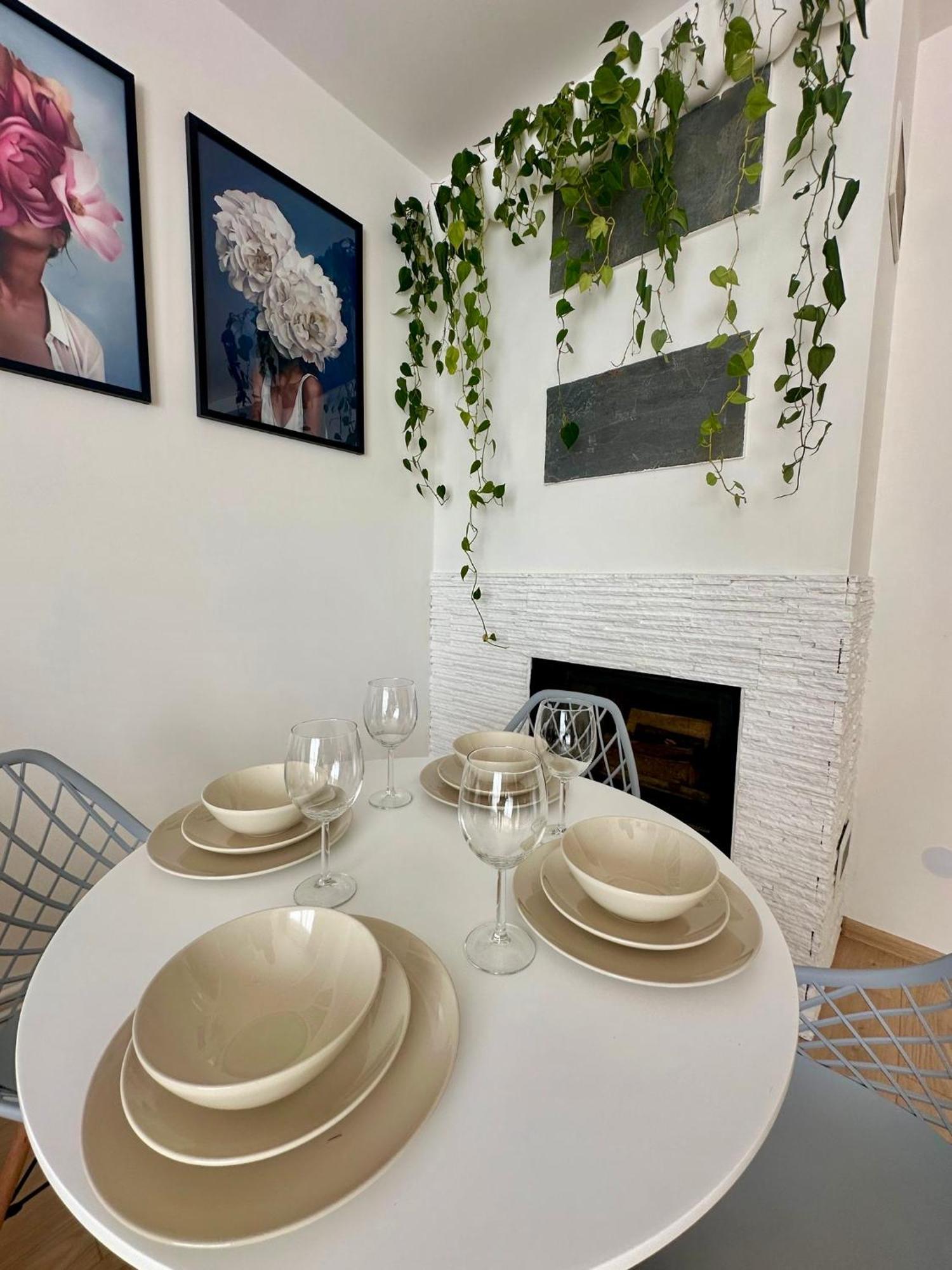 Apartament Wisteria Пшемишъл Екстериор снимка