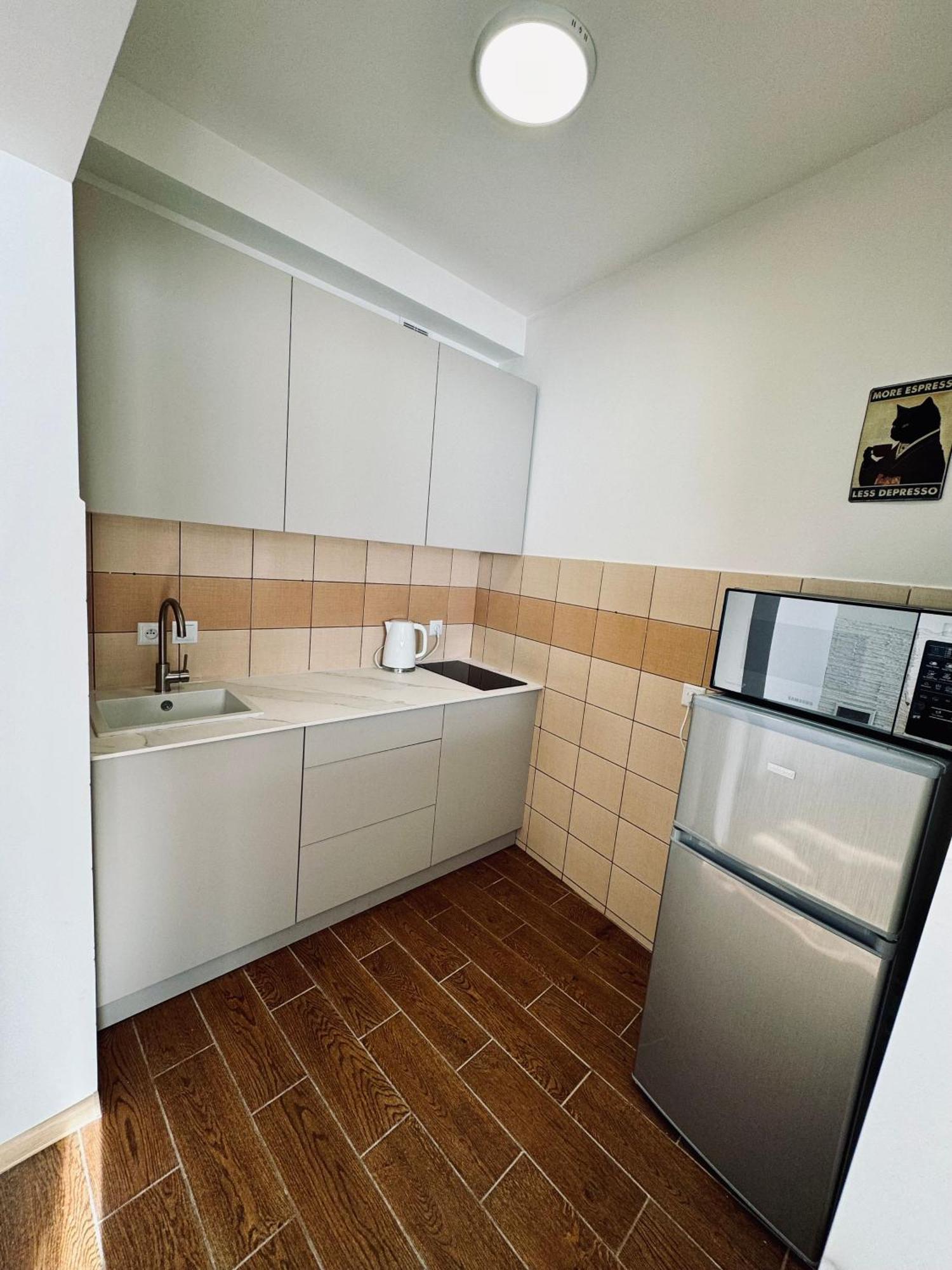 Apartament Wisteria Пшемишъл Екстериор снимка