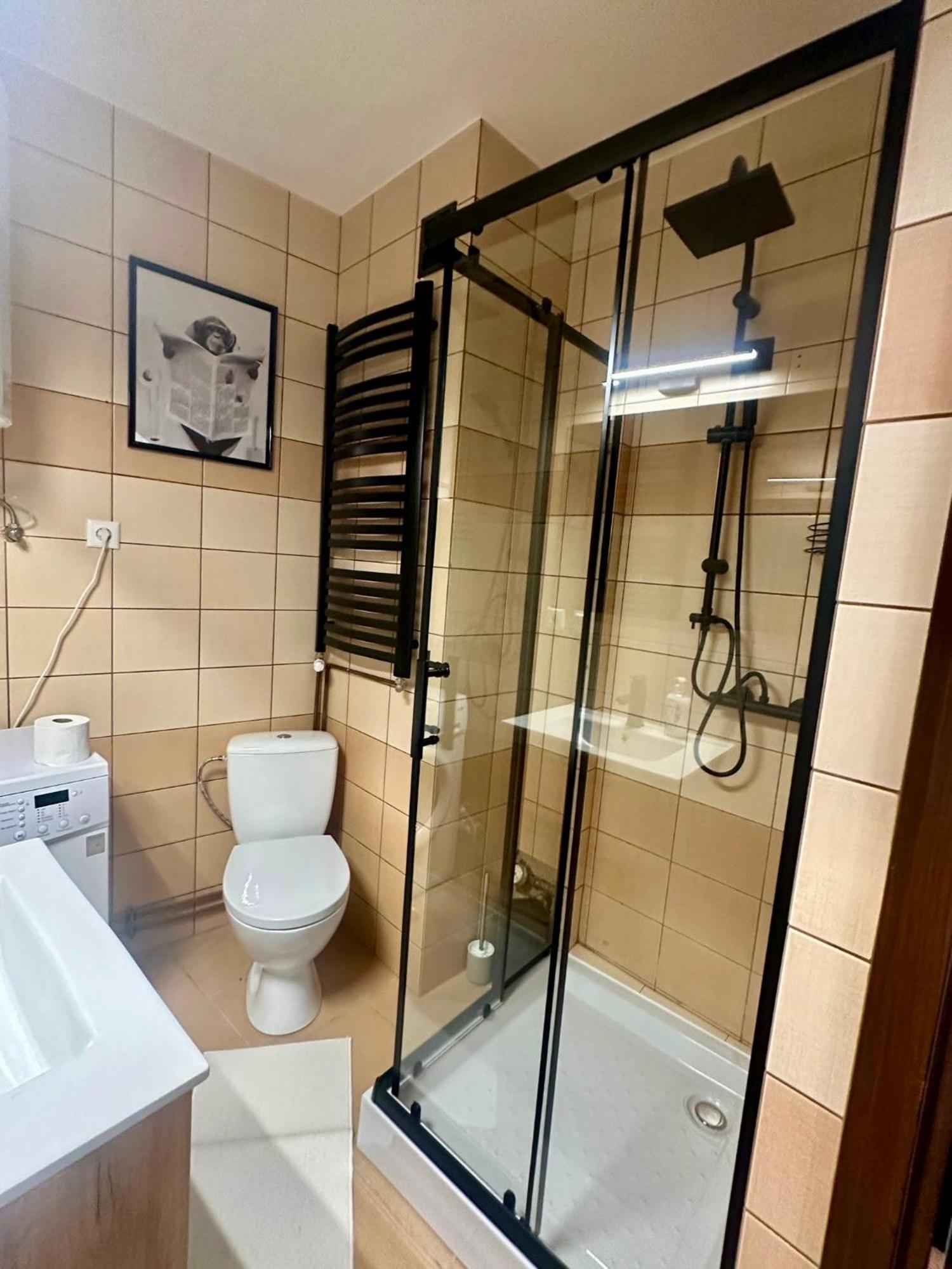 Apartament Wisteria Пшемишъл Екстериор снимка
